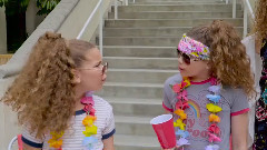 Haschak Sisters - Girls Rule The World