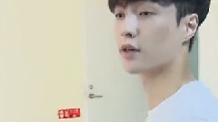 张艺兴探班<极限挑战>后期