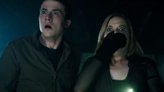 DON'T BREATHE ( Official Trailer )