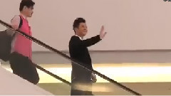 屯门市广场 - 草蜢的完美时刻