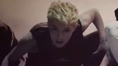 易燃易爆炸(双重人格设定)