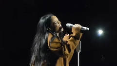 Rihanna - Love On The Brain