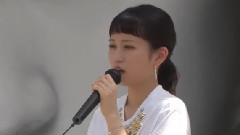 前田敦子 - 初のフリーライブに観客熱狂 ファーストアルバム< Selfish >発売記念ライブ1