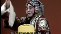 中国戏曲 - 穆桂英挂帅-捧印 (1)