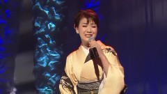 恋は女の命の华よ