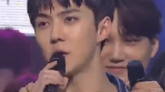 SBS 人气歌谣 EXO 一位受赏CUT