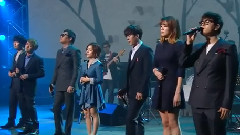 唯有那女人的笑声