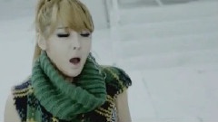 2NE1 - Love Is Ouch