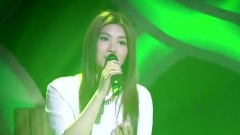 他约我去迪斯尼