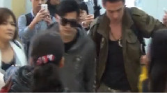 魔天伦重庆站接机送机