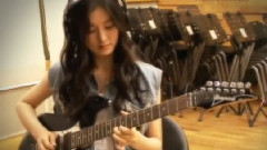 依英电吉他表演