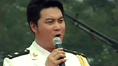 当你的秀发拂过我的钢枪