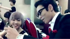 T.O.P(Bigbang) - 欺负敏智的