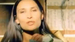 Un Petit Peu Amoureux