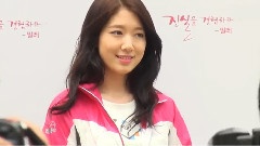 Park Shin Hye Fan Sign Event