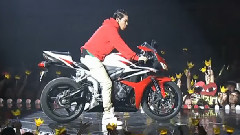 T.O.P(Bigbang) - Top生日祝贺