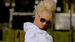 За една минута слава