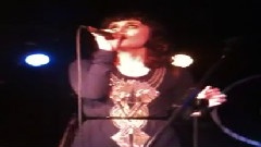 Ren Harvieu - Crying