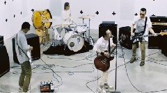 ชีวิตเดิมเริ่มใหม่ 生活依旧 全新开始