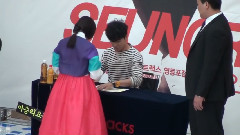 胜利(Bigbang) - 130828 胜利粉丝签名会