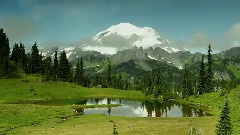 火山湖和雷尼尔山国家公园