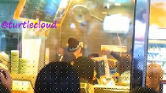 EUNHYUK TLJ面包店打工15