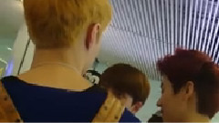 艺兴教嘟嘟鹿晗长沙话好久冒来长沙 黄花机场