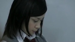 少女は真夏に何をする?