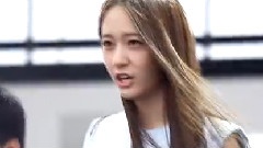 被吓到了的水晶