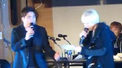 赫宰和嘉宾表演