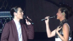 萧敬腾,何韵诗 - 聊下雨