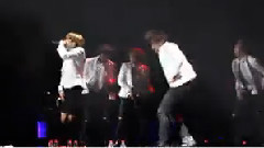 男子汉(Boy In Luv)