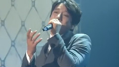 悲伤的订婚仪式