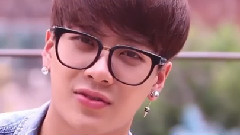 王嘉尔是个励志的暖宝宝-那些戳心的瞬间