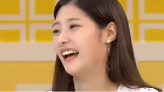 郑采妍承认整容 在节目中承认整过鼻子