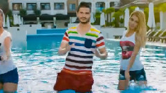 Силно целуни