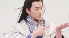 魅者羊 红衣x白衣