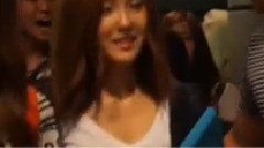 金浦机场入境 敏妍秀恩爱