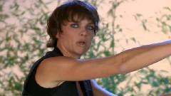 On Vous Plaque Contre Votre Voiture