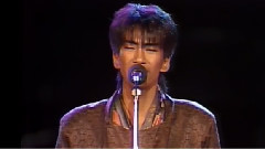 碧い瞳のエリス