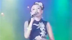 最重要的是听我唱歌不是看我的样子