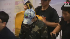 金浦机场出境新闻一则