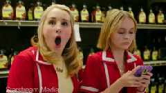 瑜伽妹斗罗 片段2:Party Invitation