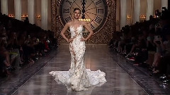 Pronovias 2016 Fashion Show