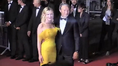 电影<霓虹恶魔>第69届戛纳电影节首映红毯