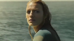 电影<鲨滩>片段之Shark Attacks Blake Lively