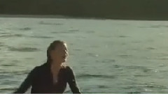 电影<鲨滩>片段之The Attack