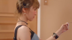 Russian Roulette 预告版