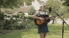 Billie Marten - Lionhearted (Acoustic Video)
