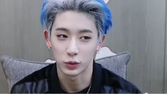 MONSTA X - 元虎给成员们的视频信